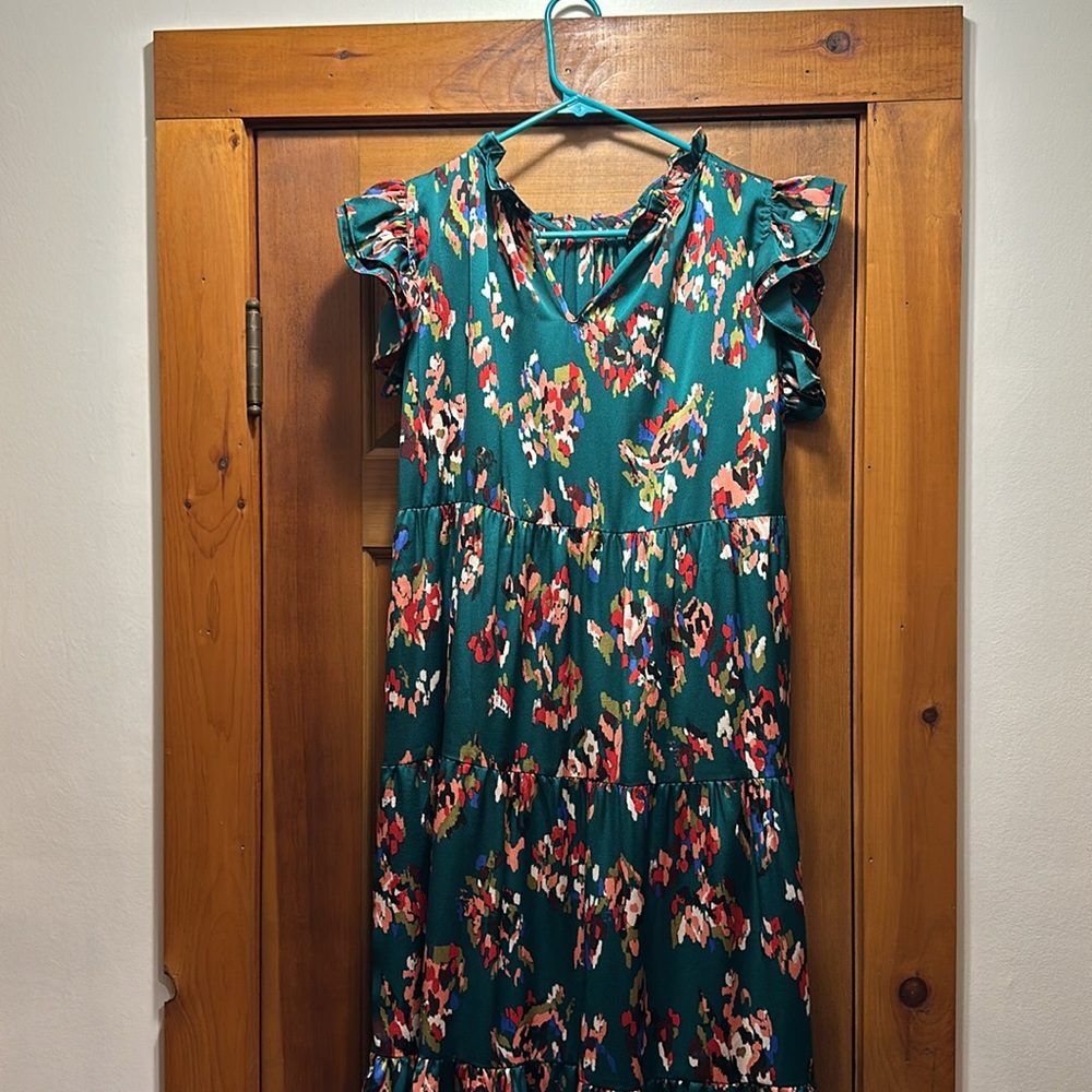 NWT THML maxi dress, emerald ruffle sleeve, size large - Picture 5 of 6